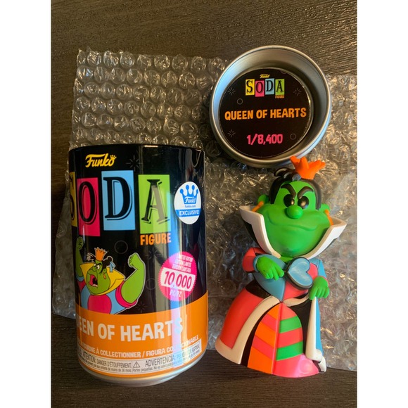 Funko Soda : LE 10K BLACKLIGHT Queen of Hearts Funko Shop Exclusive - Picture 1 of 2